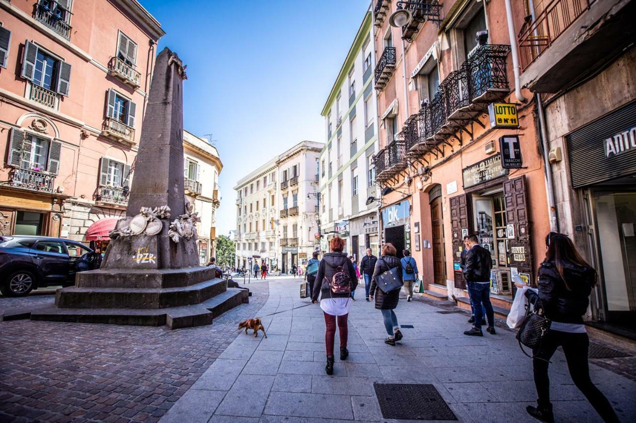 Piazza Martiri Apartment Cagliari Extérieur photo