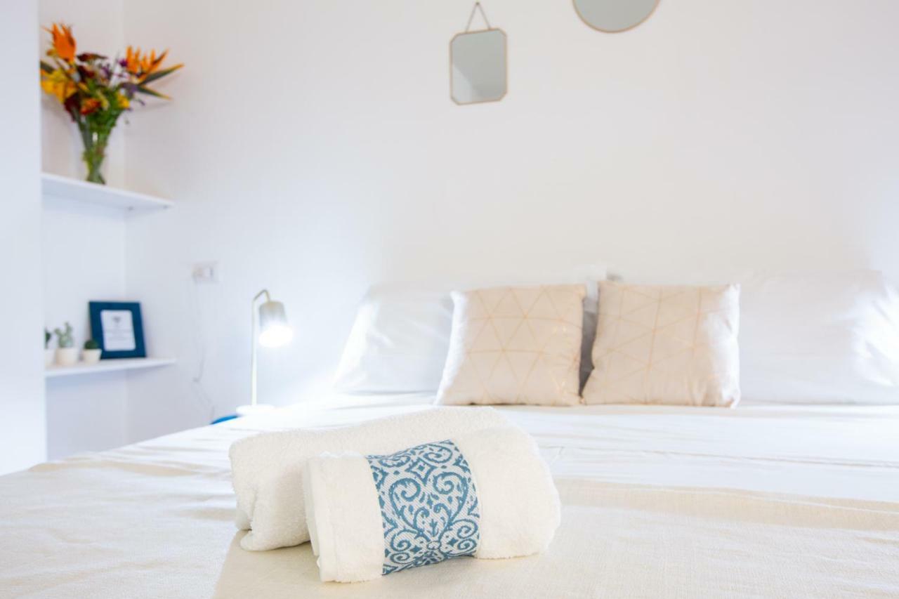 Piazza Martiri Apartment Cagliari Extérieur photo